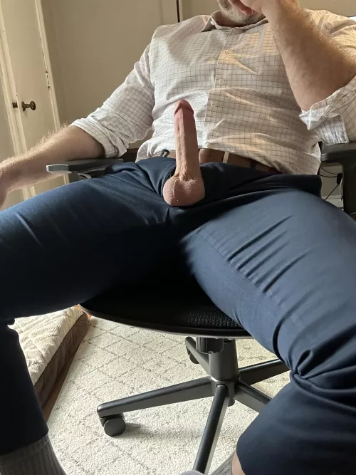 I can’t go into the office like this….. can I? (38) by No-Strike5167