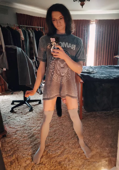 I hope you like Ramones ❤️ by Bzew