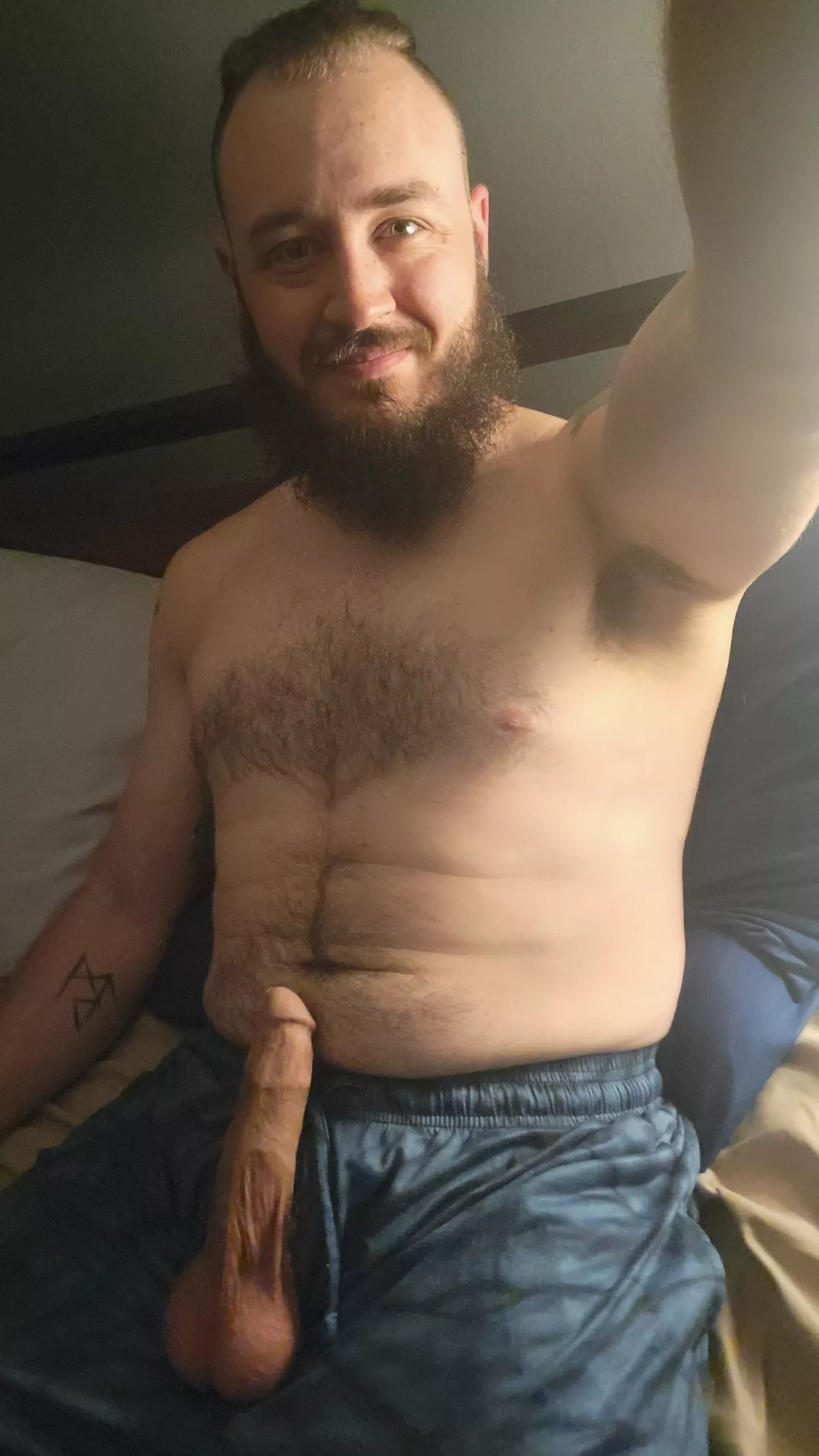 Laying in bed, who wants to join me? posted by Infamous_Wing8993