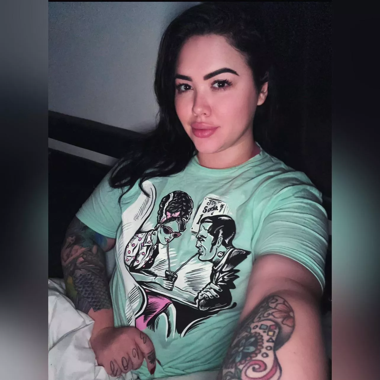 Lazy day 🧟‍♀️🧟‍♀️ Native American, white posted by Ashlyn_Tayler