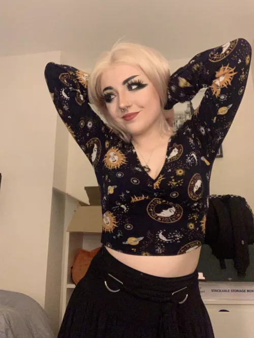 Secretary: Can I get you some coffee sir.. by smeedycat