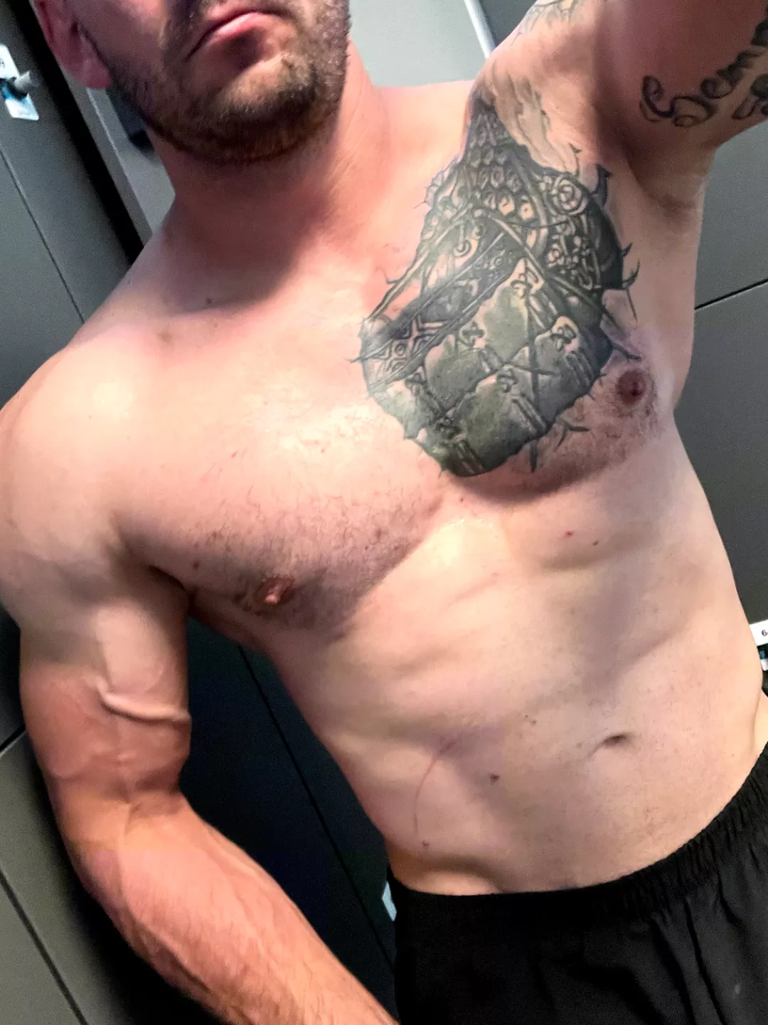 Sporty posted by A11round3r