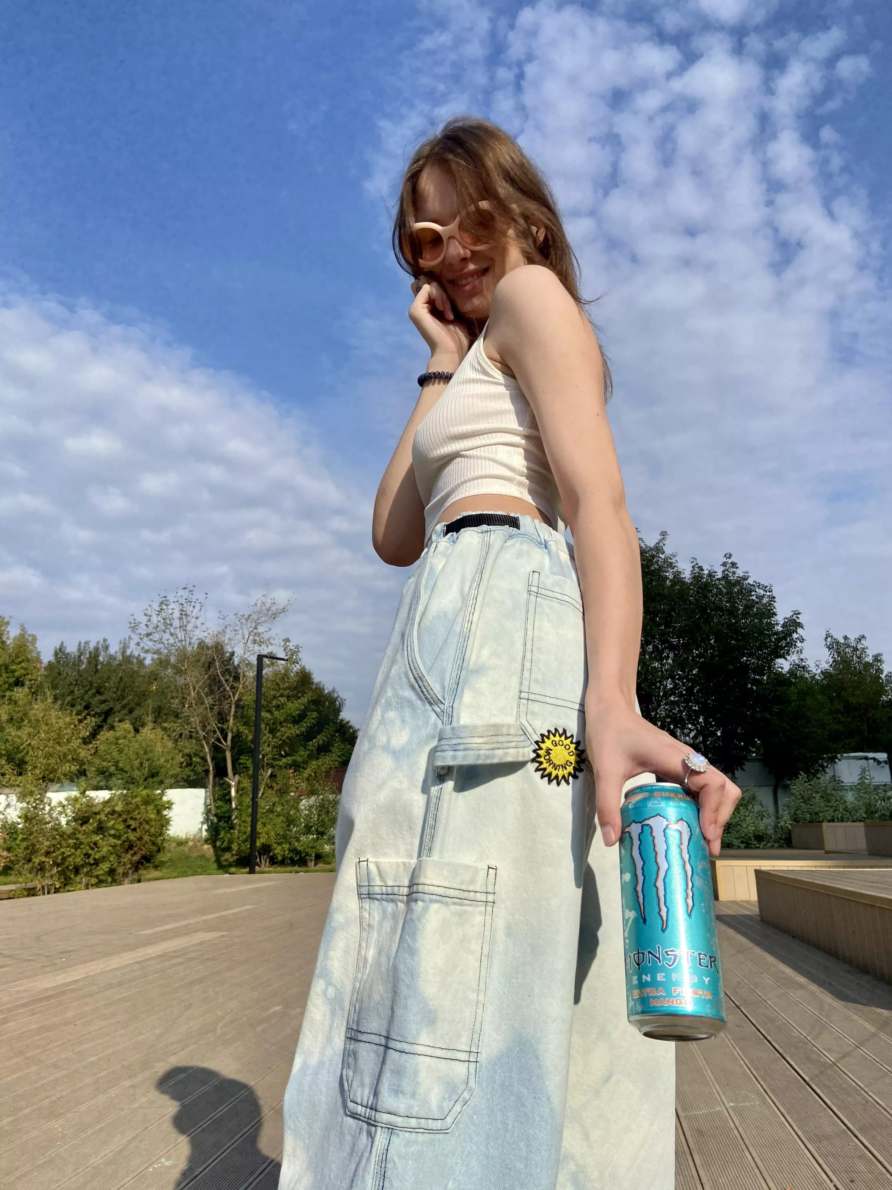 Sunny day makes me horny (not a monster ad unfortunately lol) posted by sweetiesrip