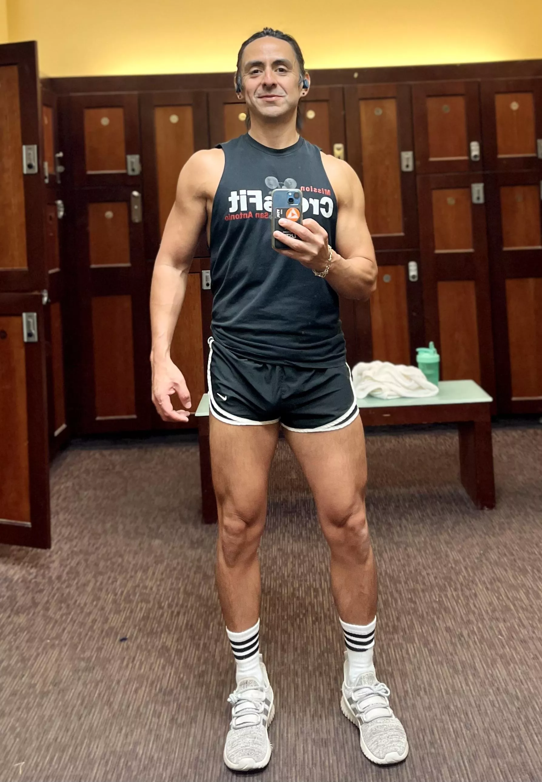 This is an optical illusion. I am not this tall! Lol posted by Brief_Mode2746