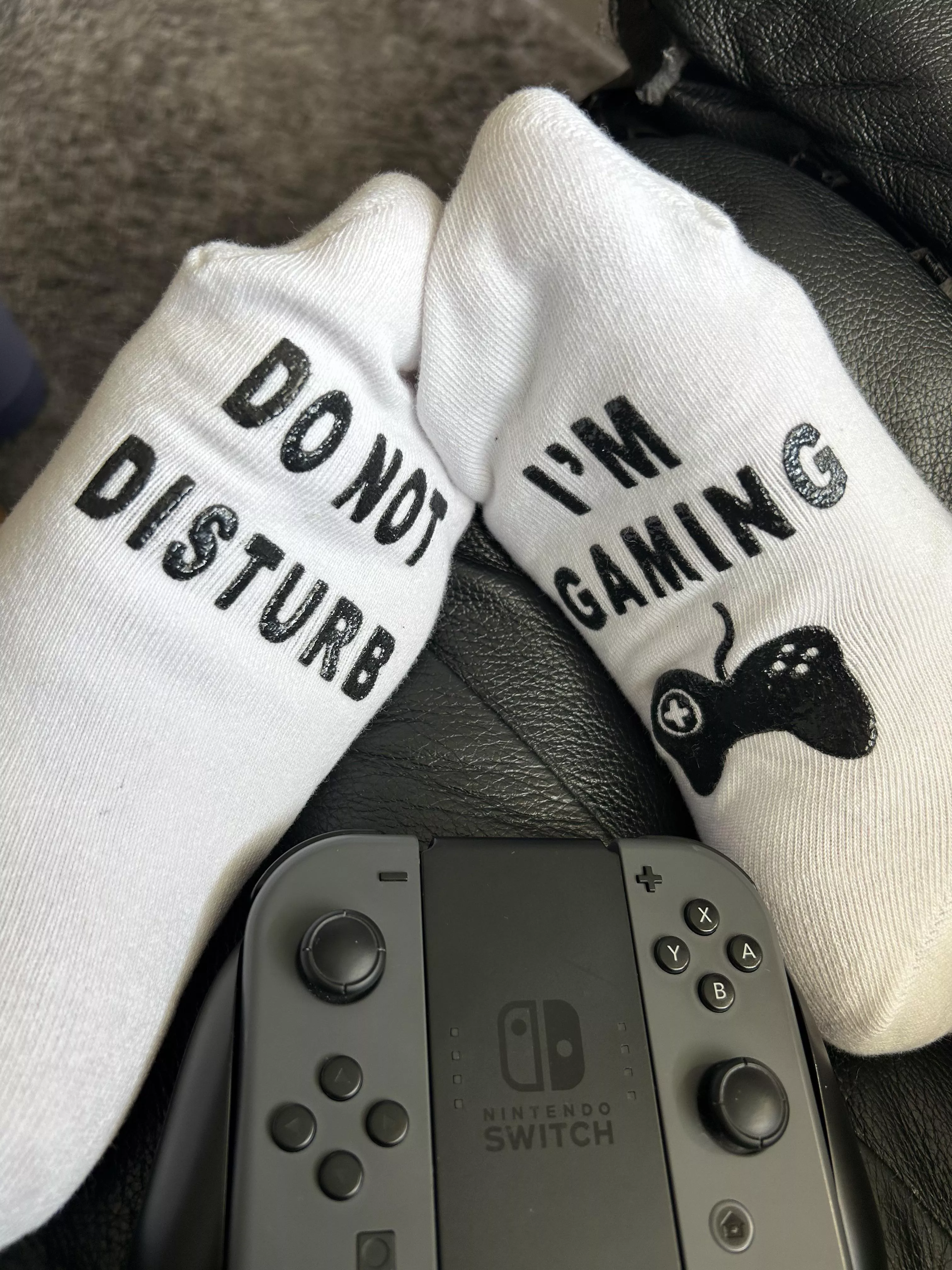 Todays mood 🎮 posted by temptationtoes24