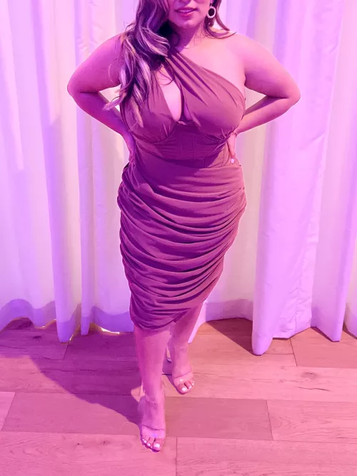 Wedding dress! A bra would not do justice for this elegant dress. by slimthick86