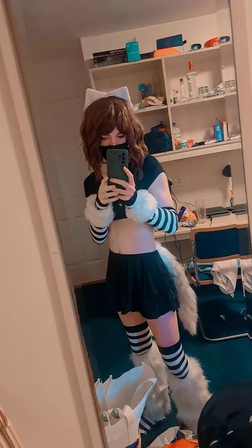 What we think of the outfit? by softbottm