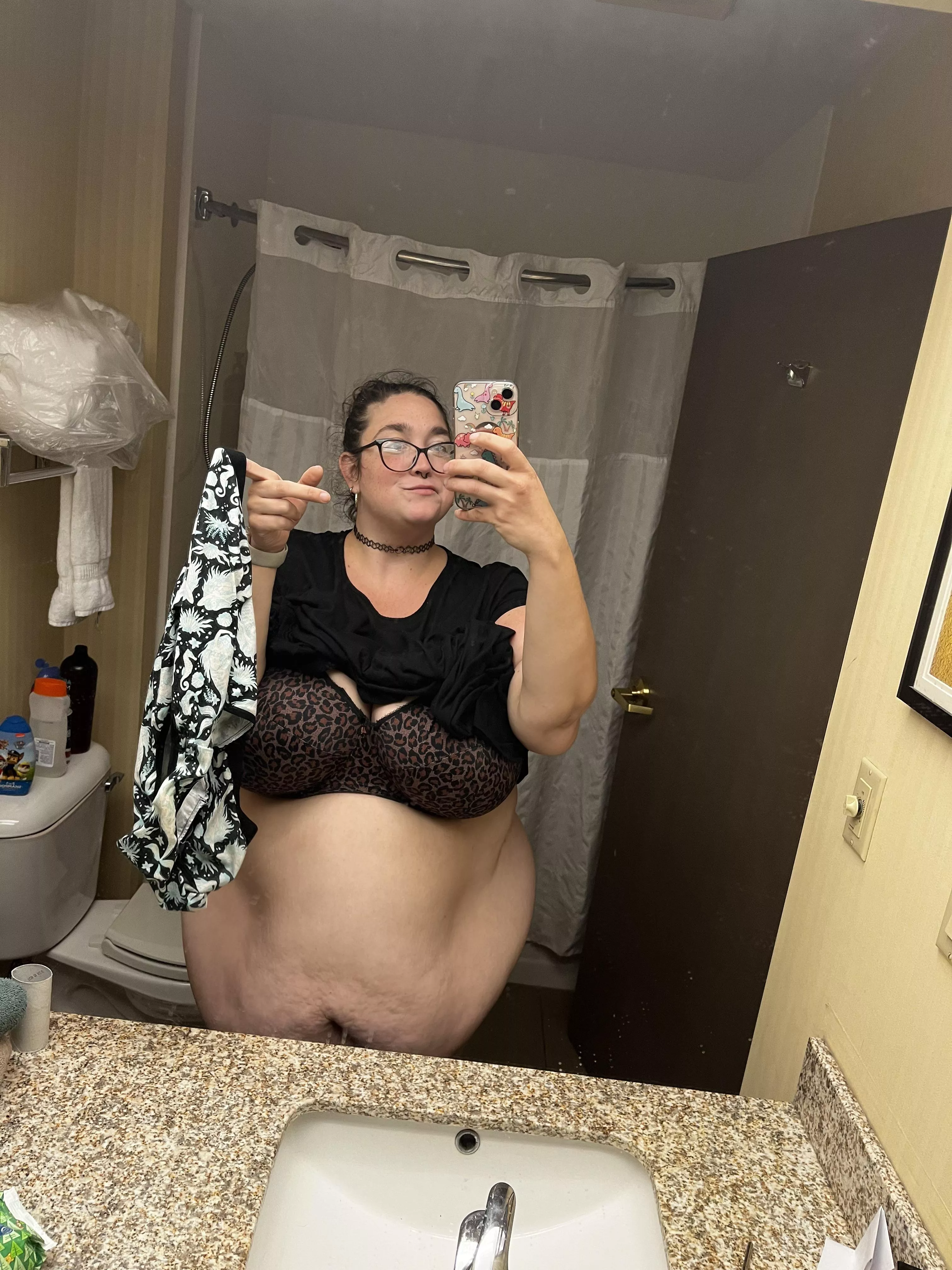 Who wants a mid day snack?? posted by _jade_nicole_