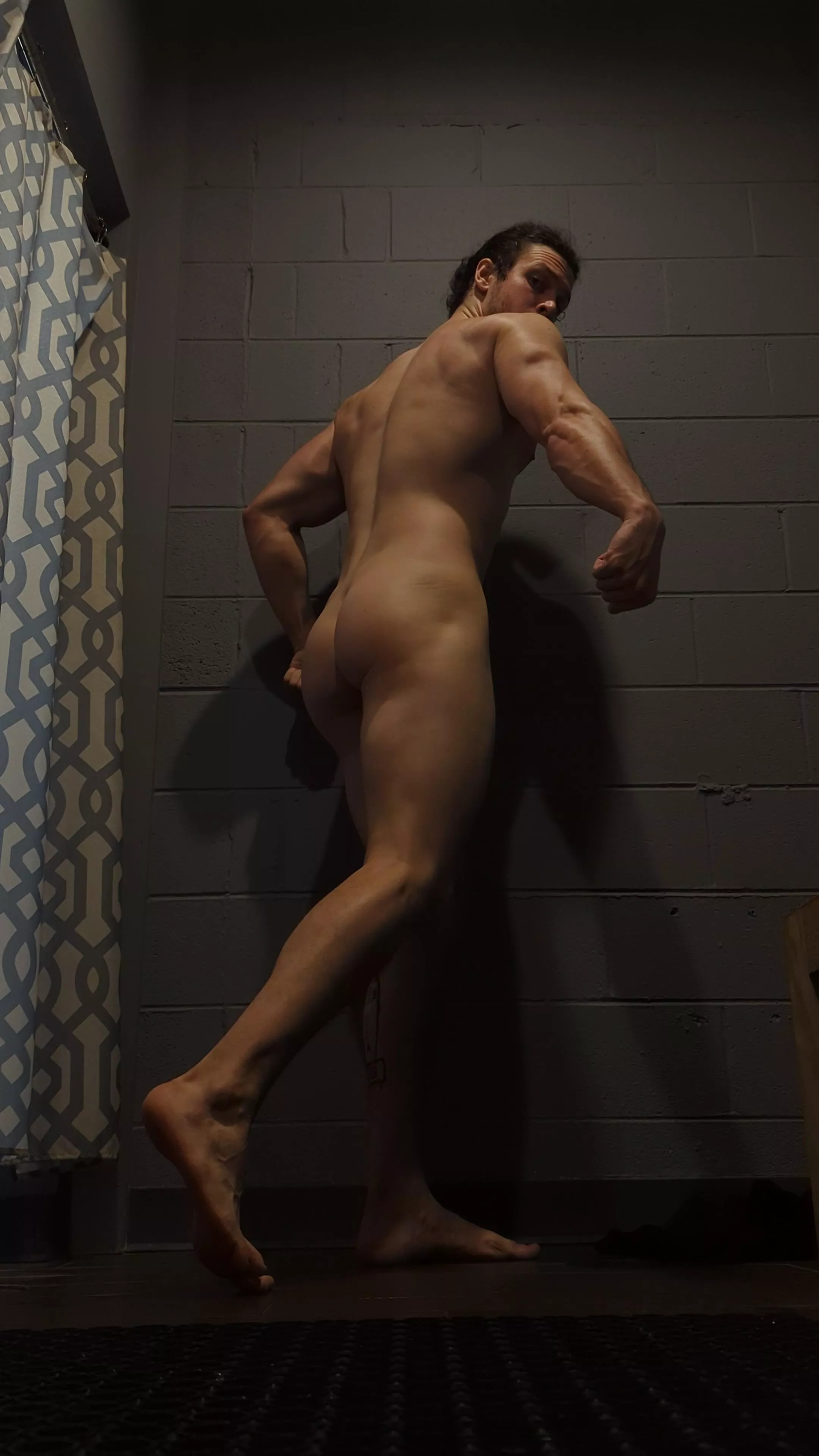 Would you watch this video? posted by meaty_tarzan