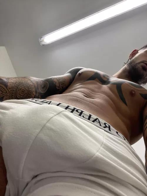 Comment something😉 by Lezaalejandro