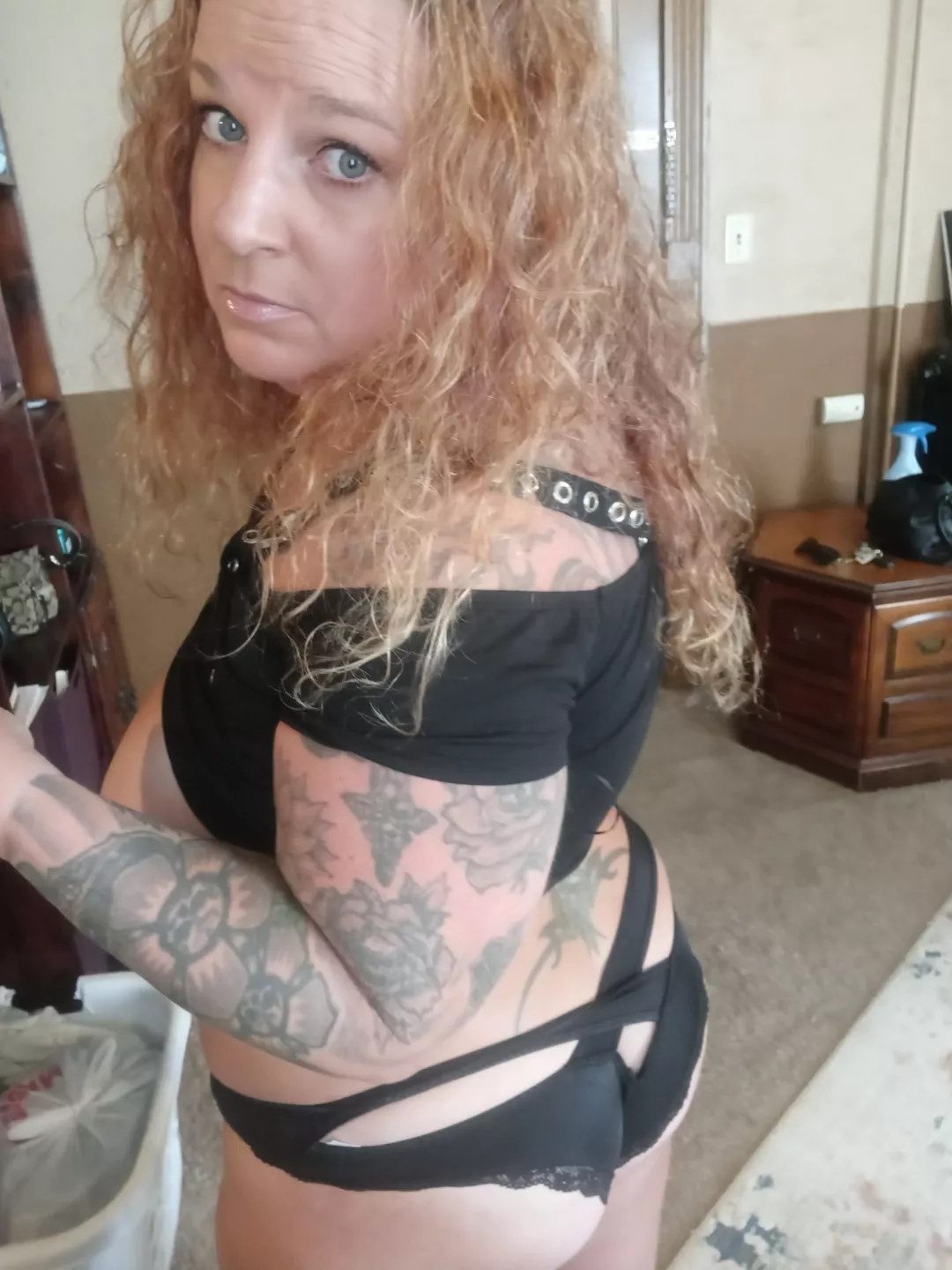 Dangerous curves posted by jewels-in-denile