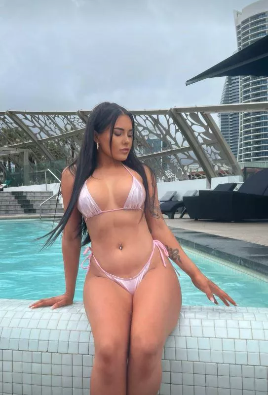 fuck me by the pool posted by bxbyjdyn