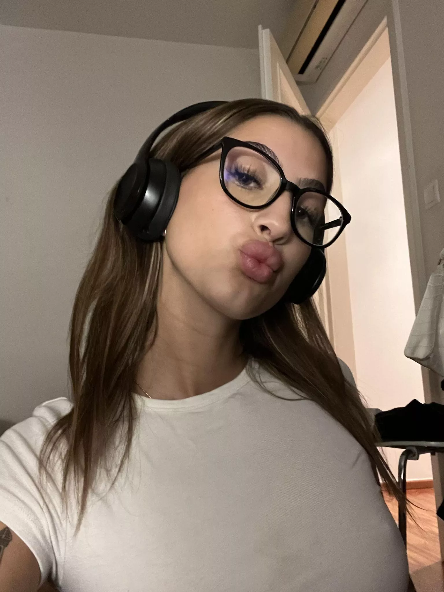 Have you ever considered dating a Latina girl ;) posted by PurpleClasss