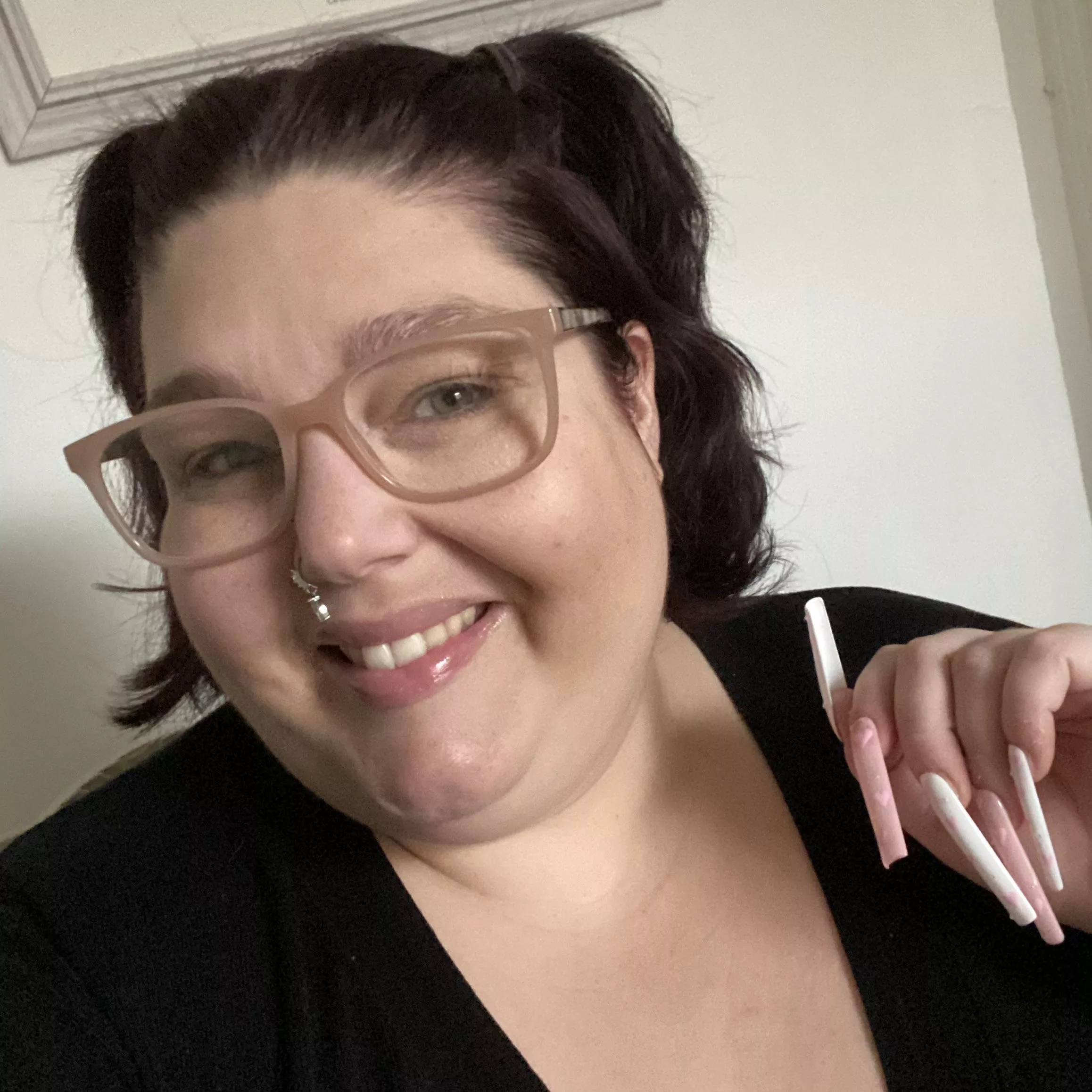 Have you missed me? I hope so as I’d like to post nudes😈 posted by uncensoredsophxxx