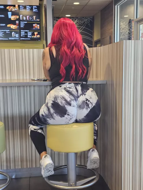 He say don't like 'em boney, he want something he can grab by MAzing23