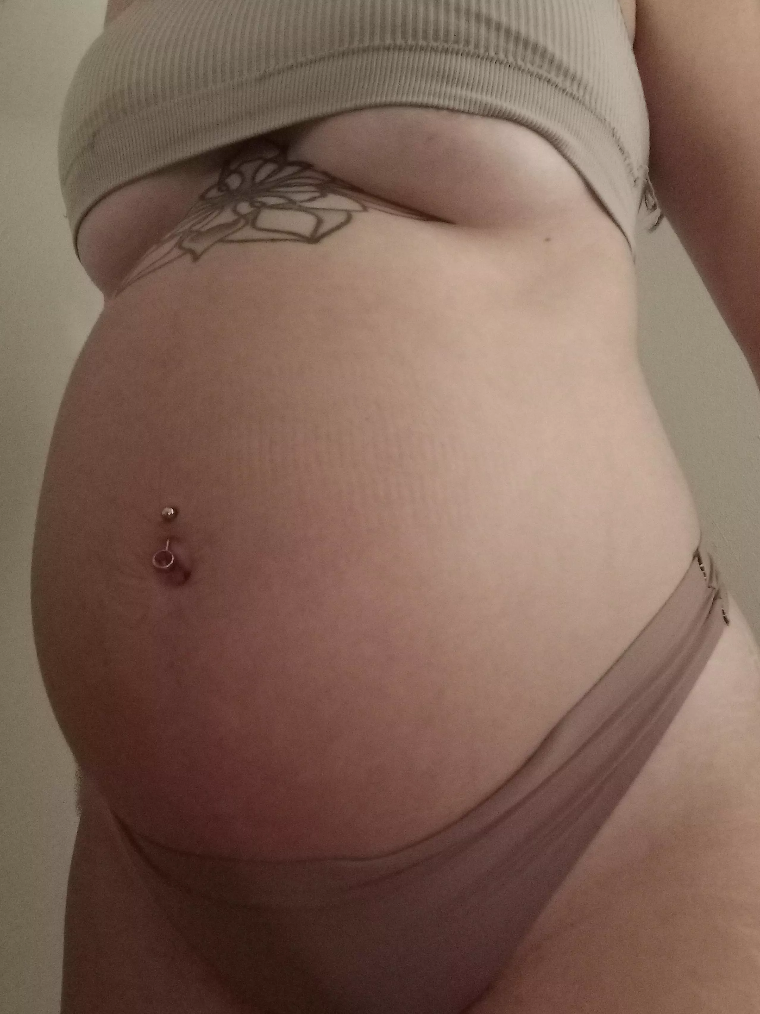 I just get bigger and bigger... do you like my big pregnant belly? 👅👅 posted by NotASpecialGirl_