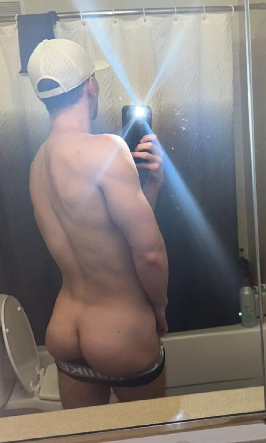 I love my squats for a reason ;) posted by trader_jasper