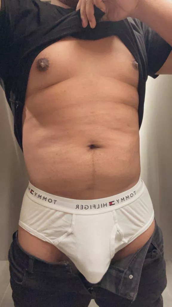 It’s a good day to wear briefs posted by horrorcub