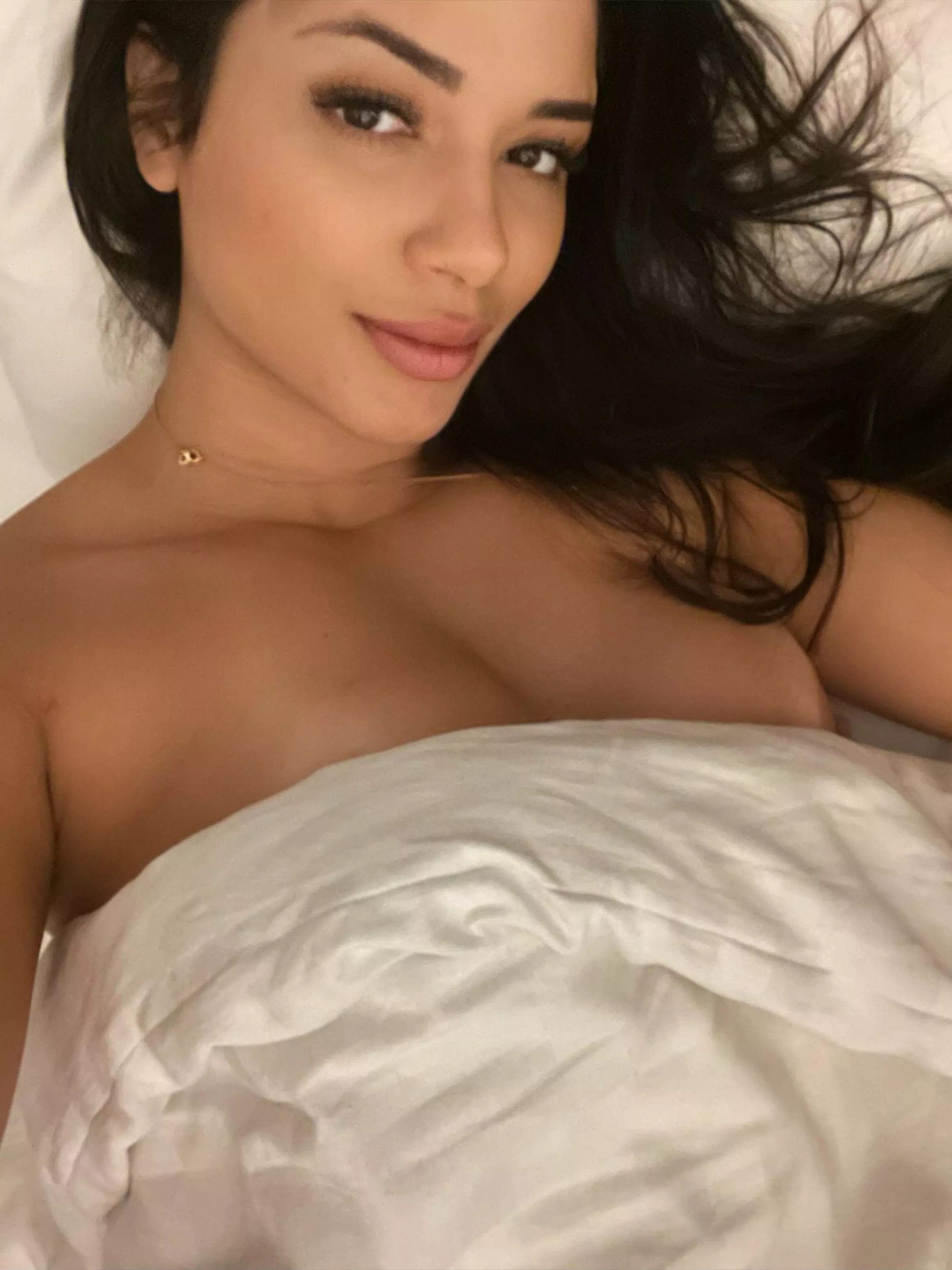 Just a horny Latina, who likes to have fun :) posted by Reyoodson