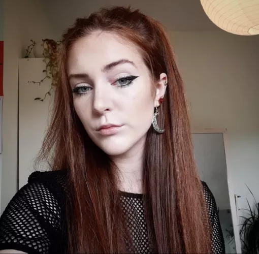 Kate R - English model by RedheadsWithBedhead