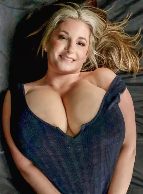 MILF in waiting by Throwaway69boobs