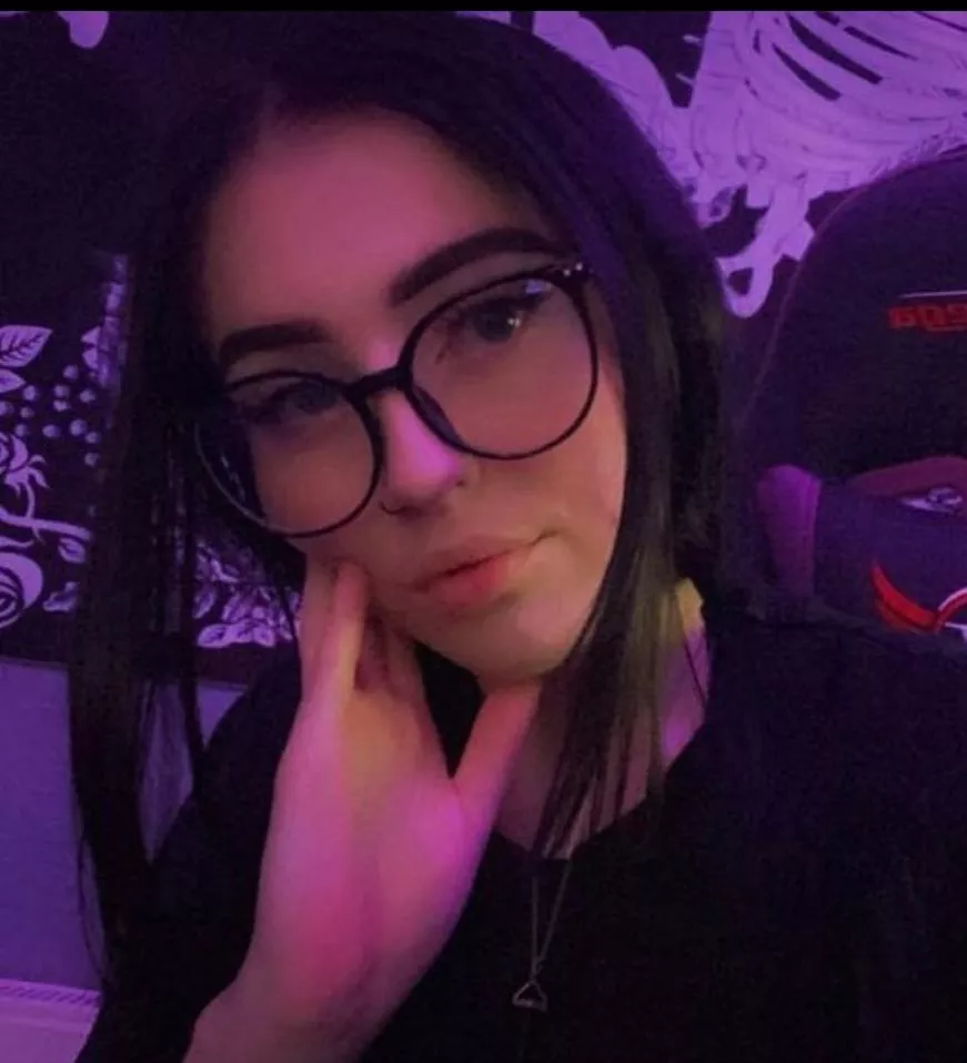 Selfie posted by wanker436