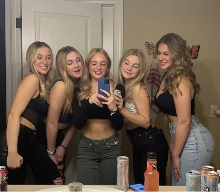 Selfie Friends [5] posted by Immediate-Ad-3472