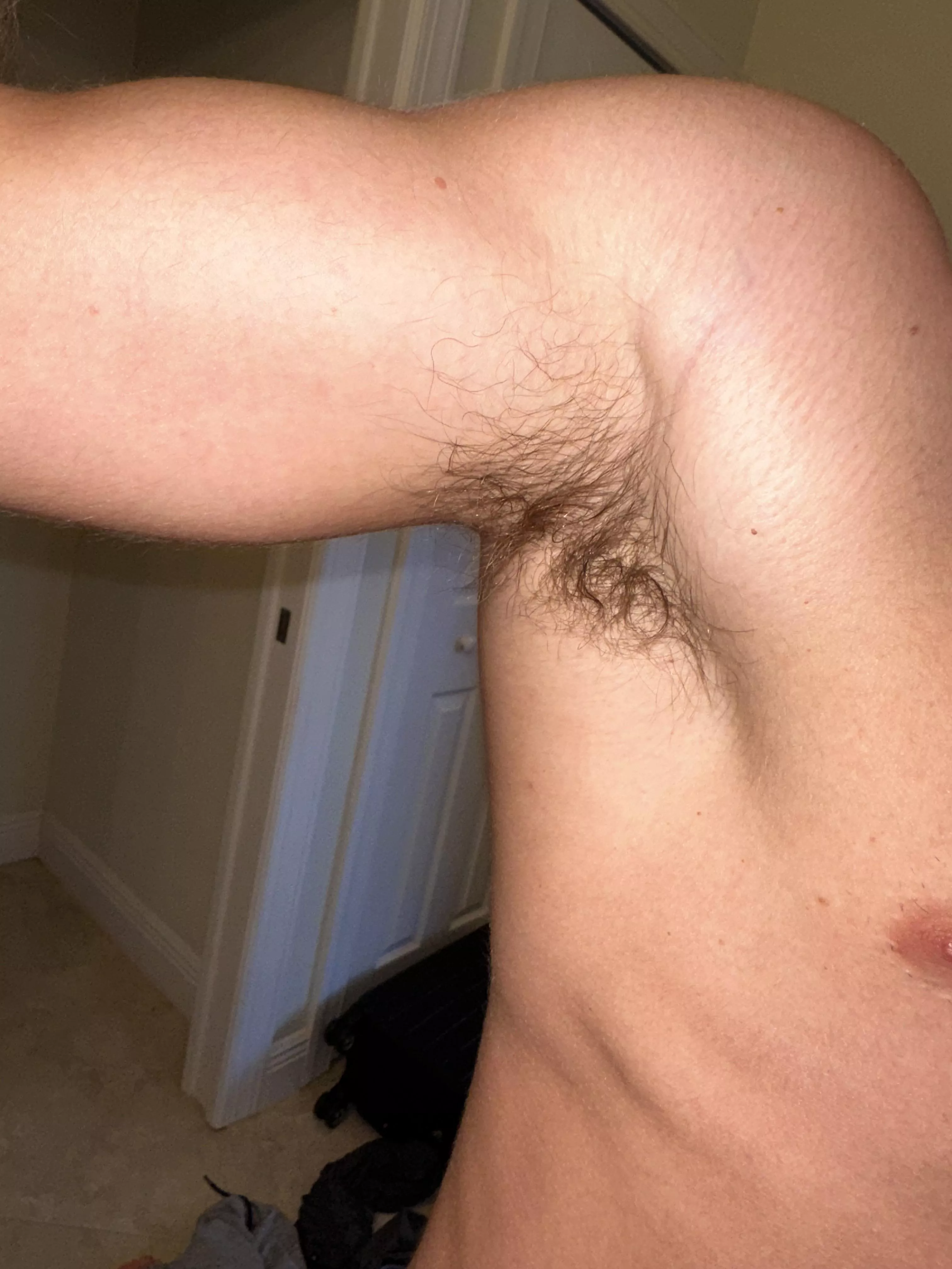 Sniff sniff 🥵 posted by JohnOceanXXX