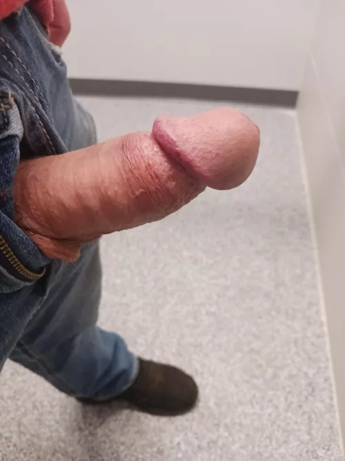 Walk into the bathroom at work and see this what do you do by yourbeardedseatxxx