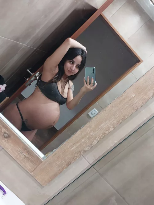 37 weeks by lolamoran22