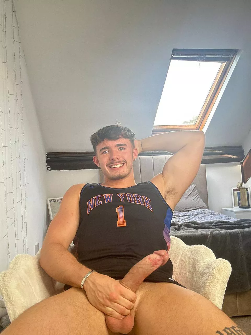 A few people said they wanted to see more of me, so here I am😘 posted by miserablythirstyst