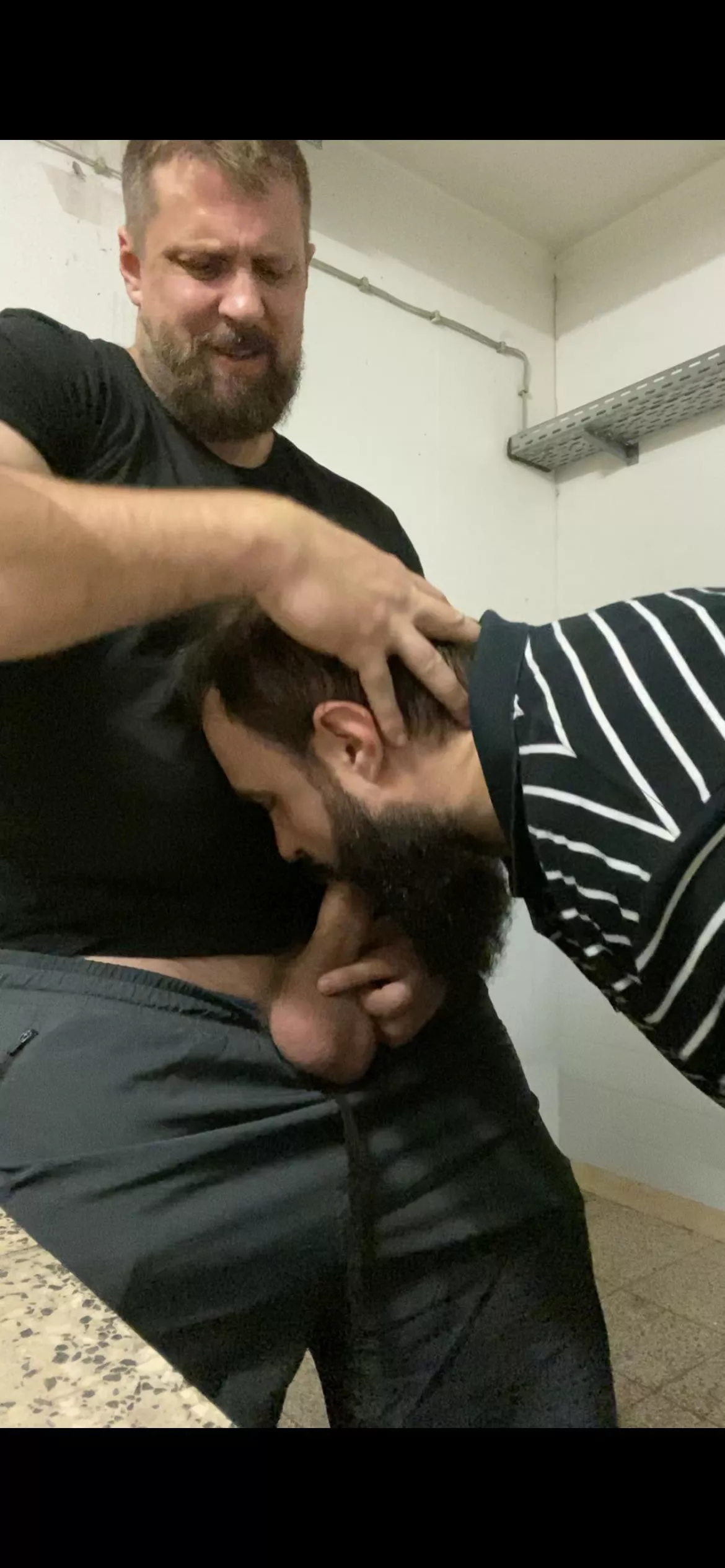 A quick suck in the Boiler Room.🥵[36]And[45] posted by Top_Handle2768