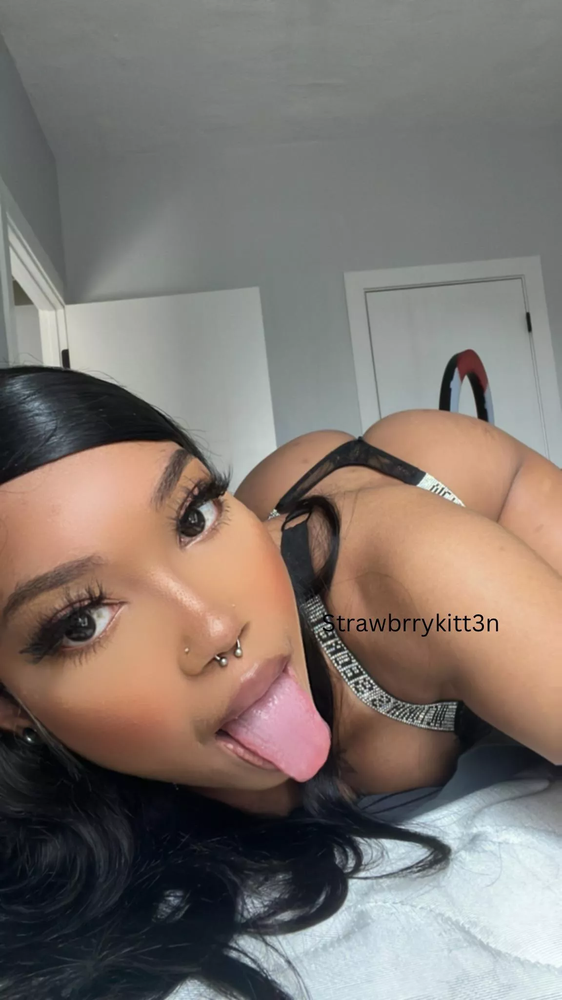 Condom or raw? posted by strawbrrykitt3n