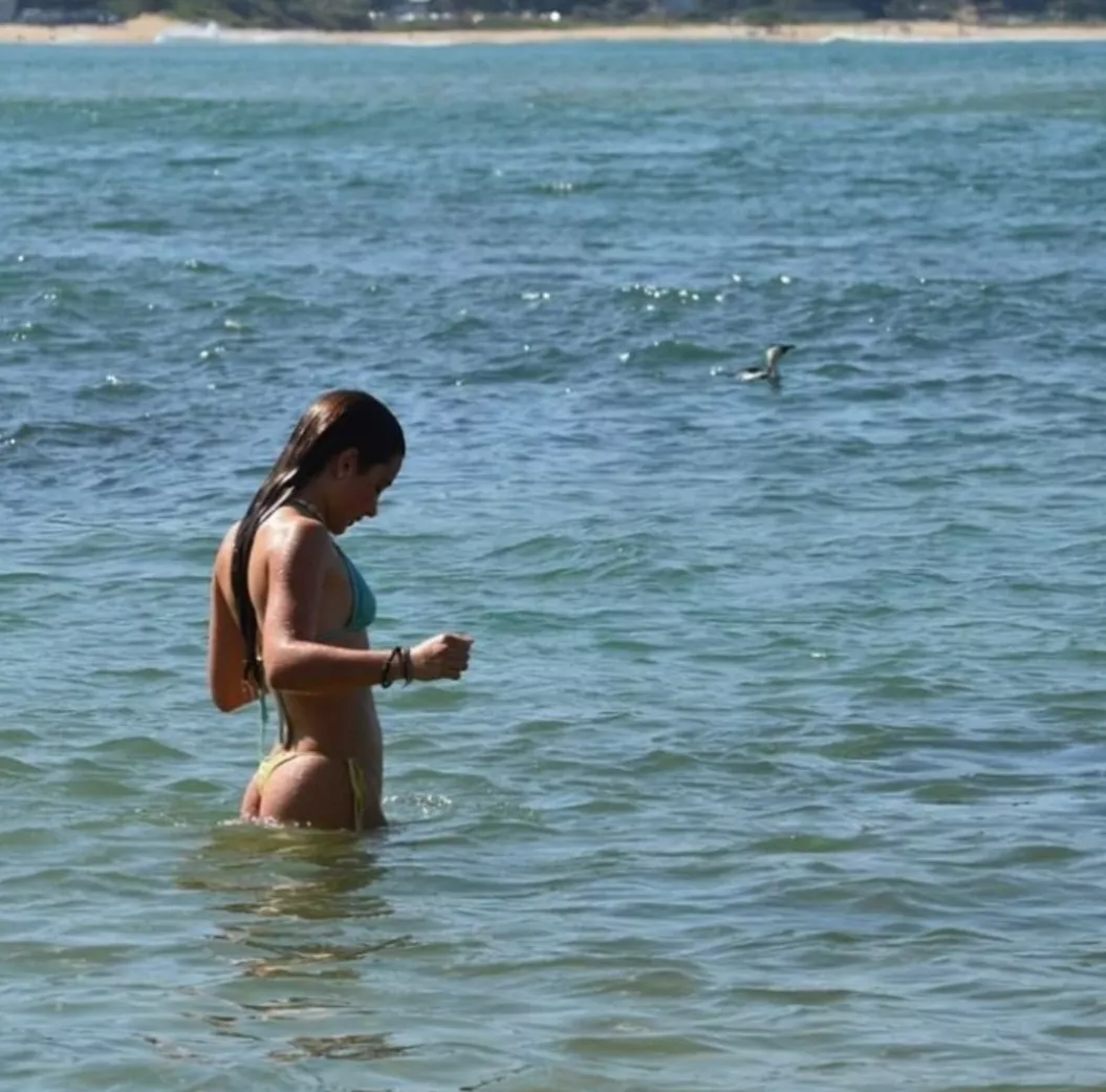 [F19] how do I look :) posted by Automatic-Beyond-878