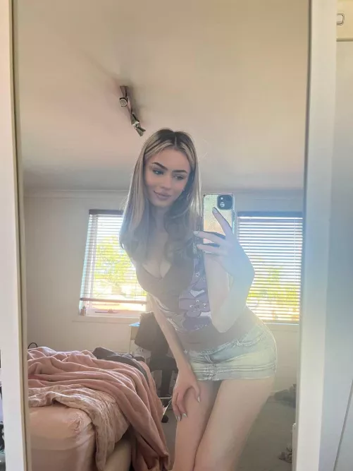 Have you ever actually dated a petite girl? by doll_eyesblue