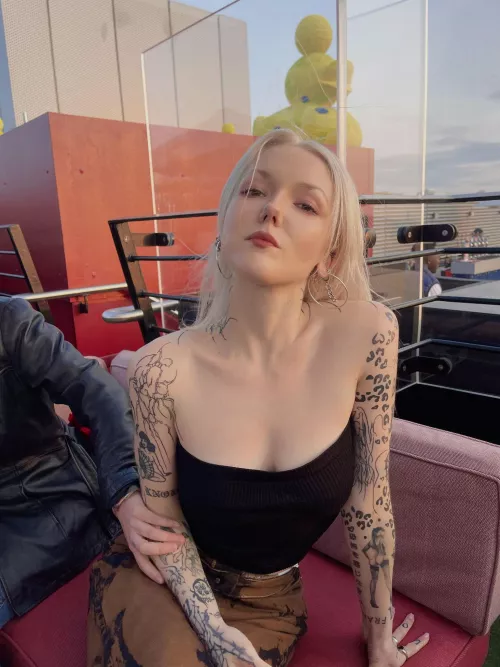 It's barely there but I have it hehe by cherryjonesx