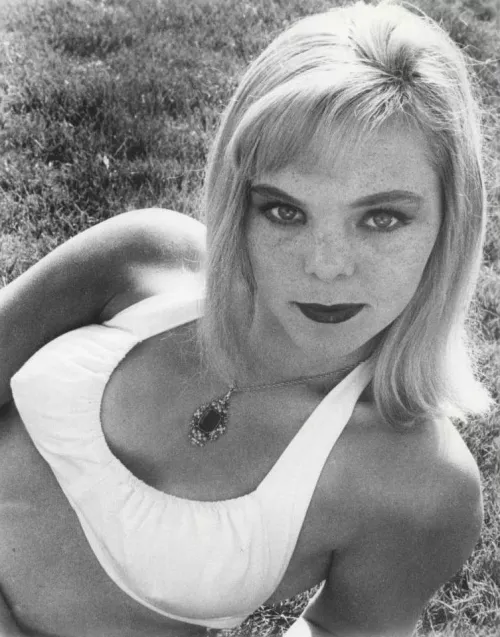 Jenny Maxwell by Kagemusha199