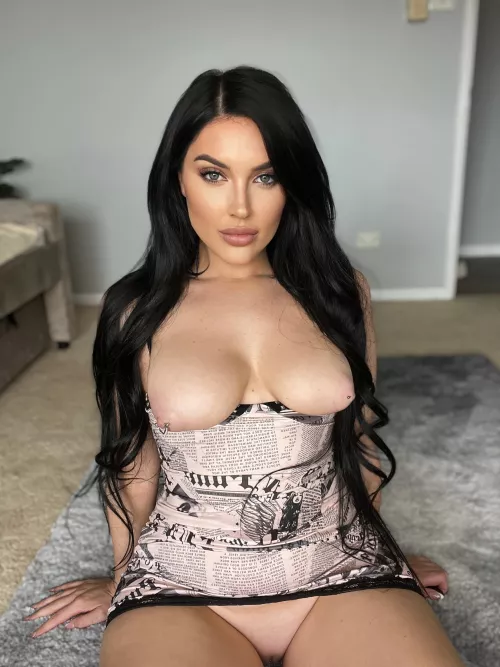 Just tying to convince you to fuck my boobs by bendydolll