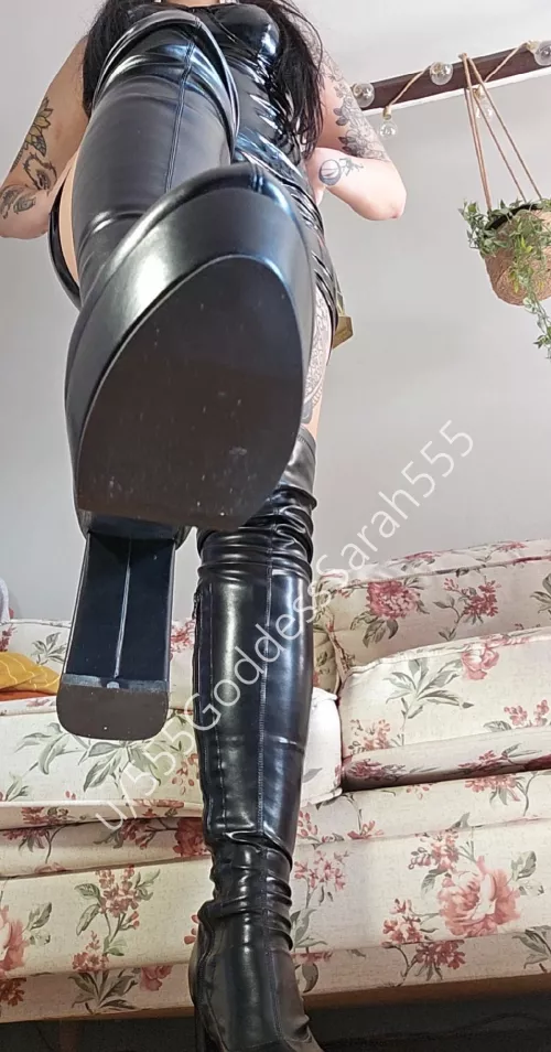 Let me crush you with my heels by 555GoddessSarah555