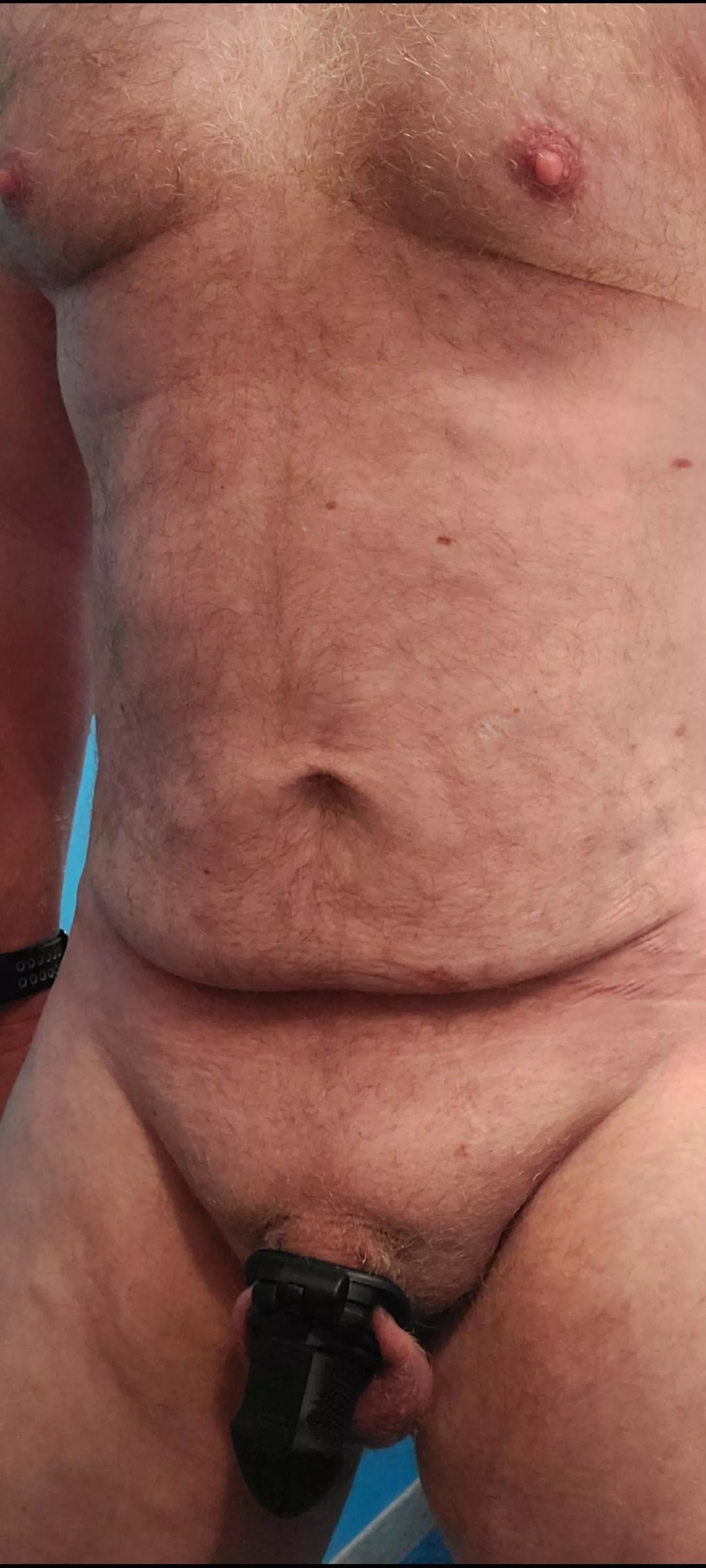 Locked my pathetic cock. posted by Shanedirkky