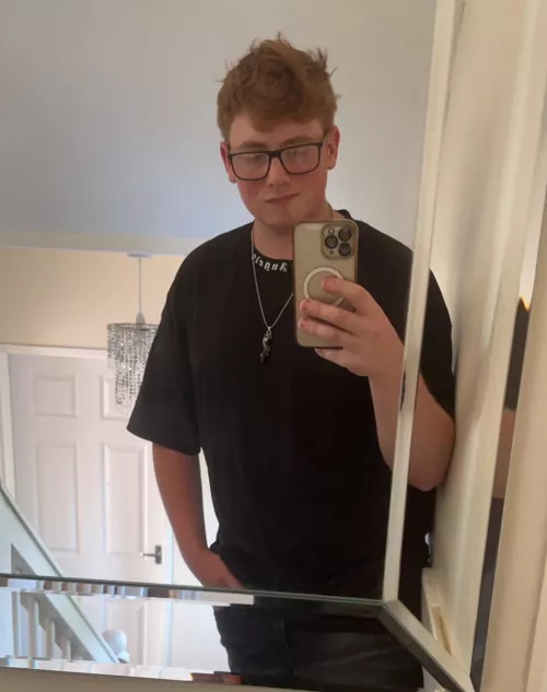 Looking for a cuck relationship help a guy out <3 . by Delicious_Highway946