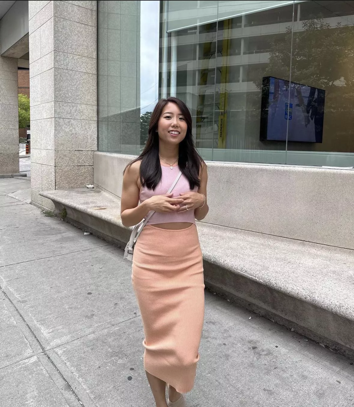 Pink and peach posted by notaverage22