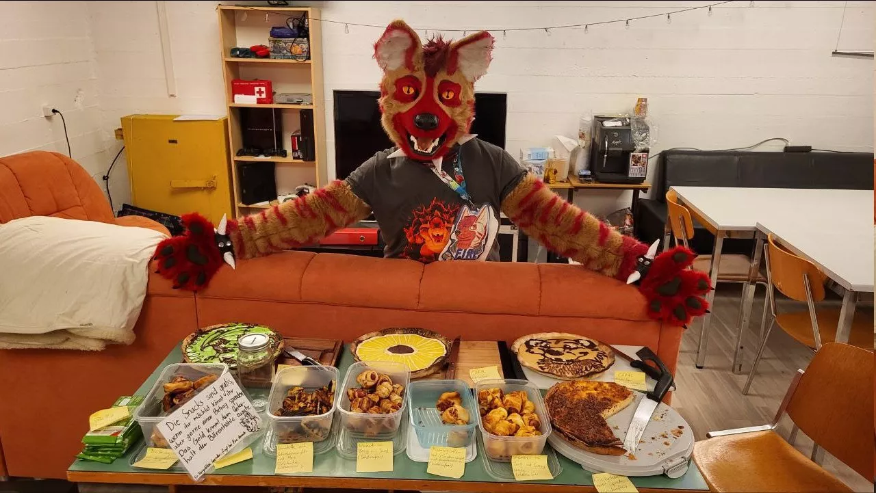 Snack time!! posted by FireHyena