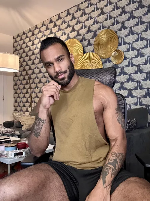 Streaming Mortal Kombat 1 right now! Come hang out! by hunty_brown