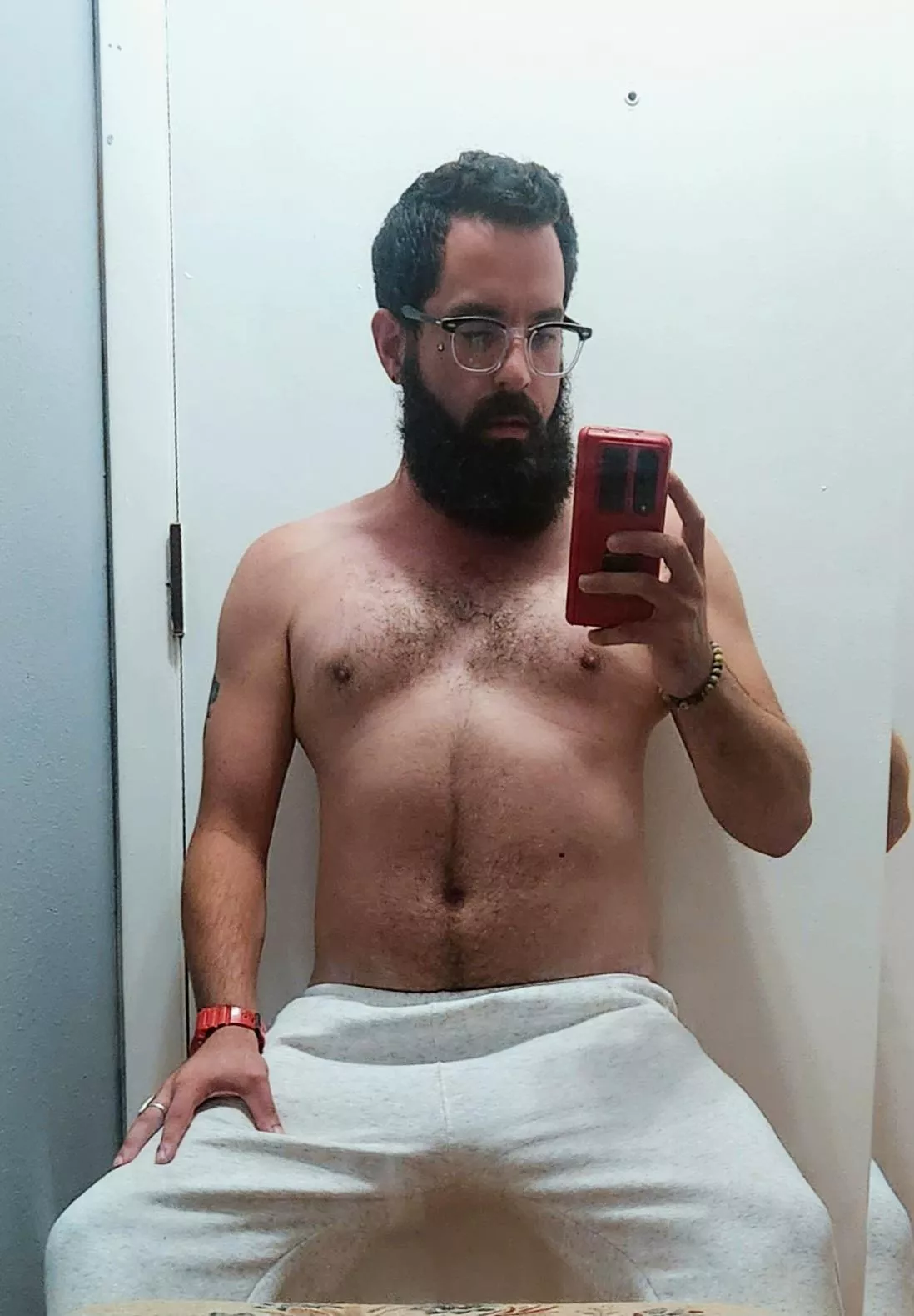 Sweatpants season posted by Sad-Calligrapher1150