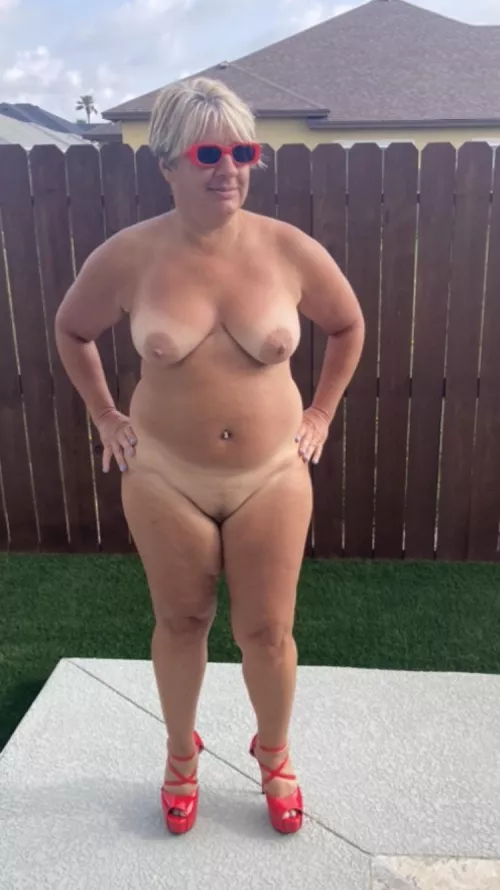 THICC Thursday by Saltysylvia