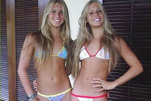 Twin Bikini Beauties posted by paulapax