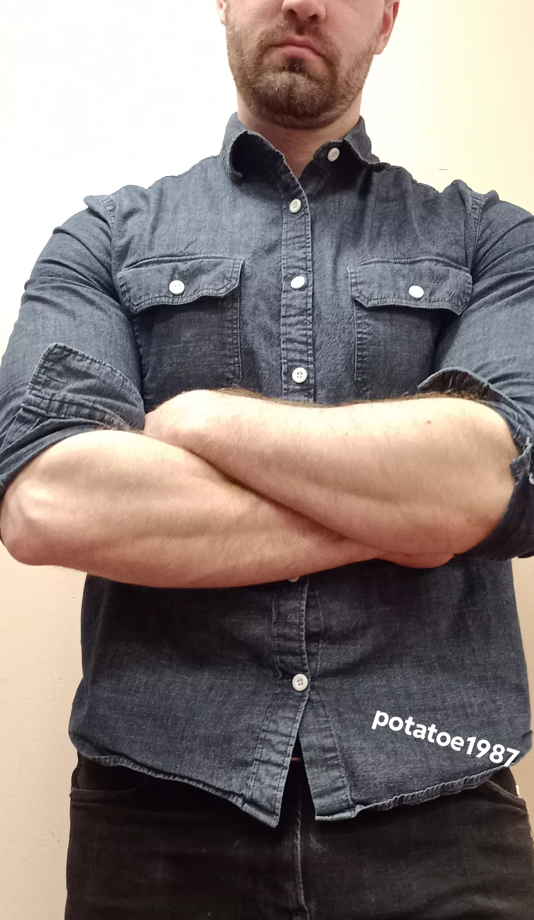 Want to be embraced by my arms? They were made for hugs. posted by potatoe1987