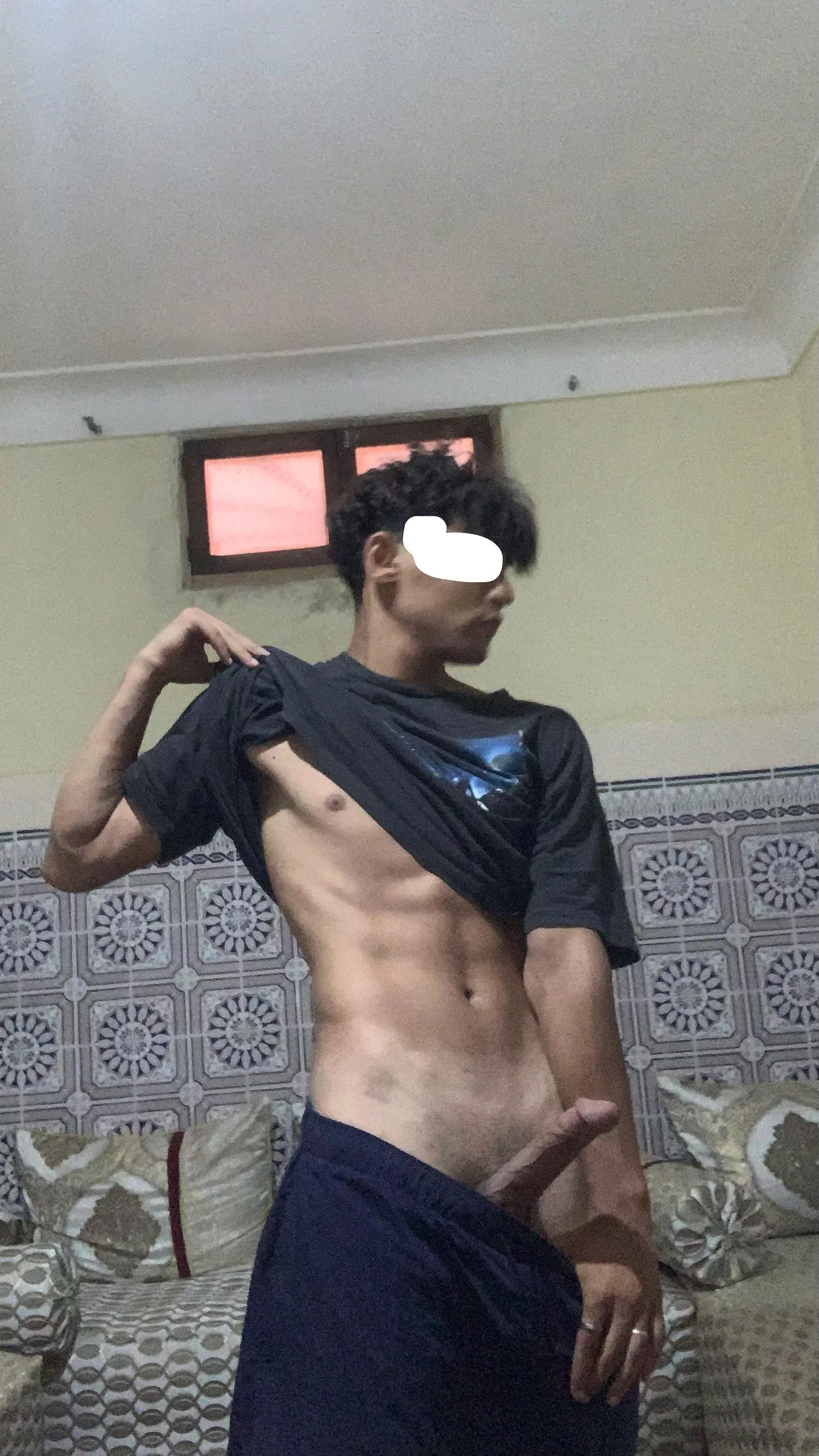 20 yo , any takers? posted by CulturalAd1195