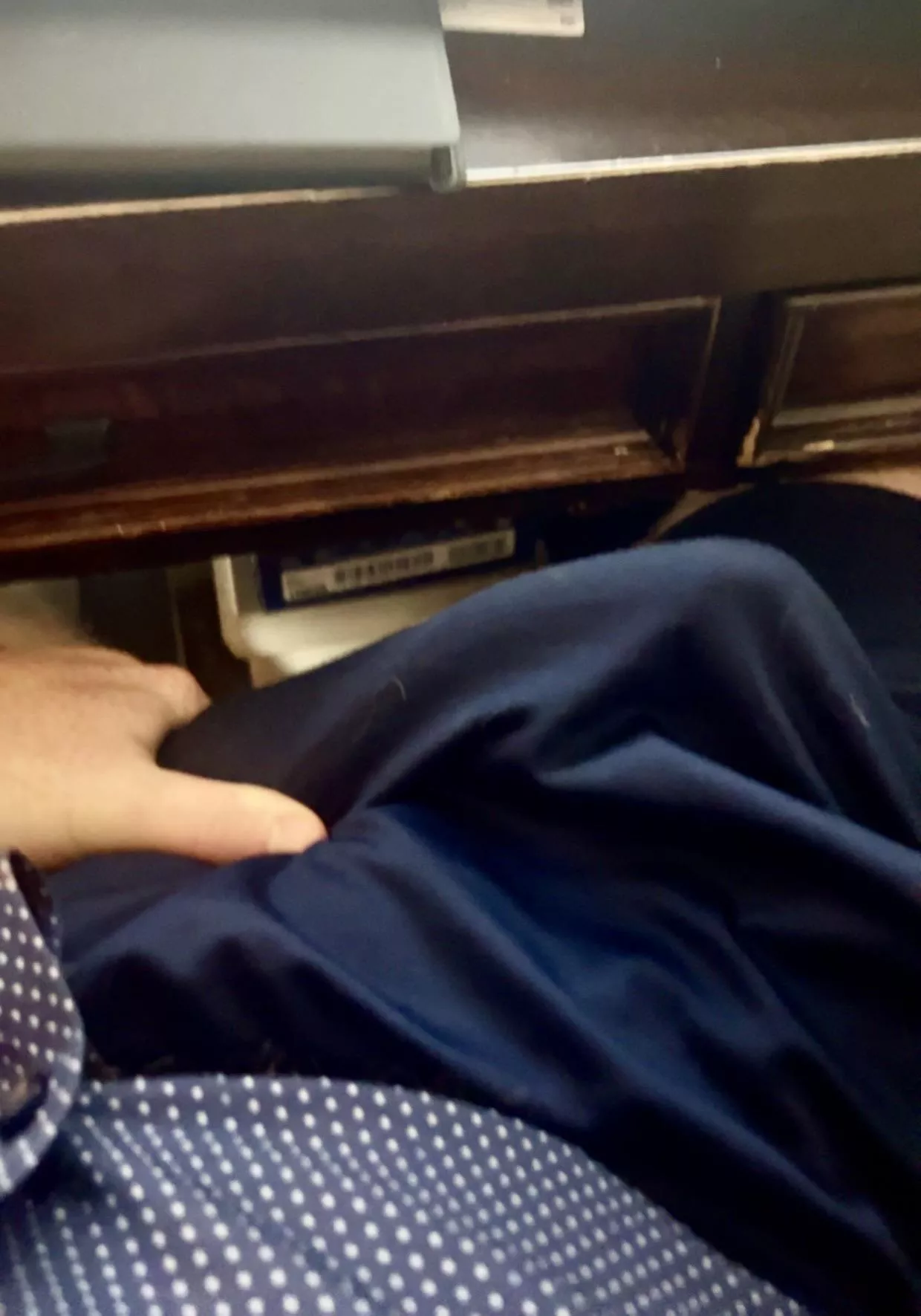 [28] M- Bi curious and always horny working from home. Like talking with other hung masc dudes especially if you think you’re bigger than me posted by curious817